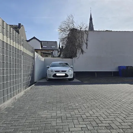 Ferienhaus Erdgeschoss Juwel Direkt Hinter Dem Markt I Terrasse&parkplatz I Ruhig&privat Viersen