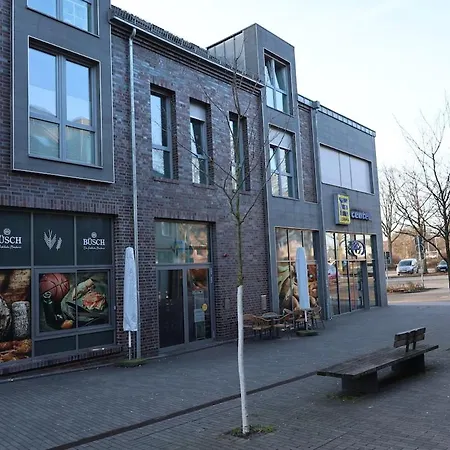 Erdgeschoss Juwel Direkt Hinter Dem Markt I Terrasse & Parkplatz I Ruhig & Privat *