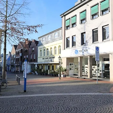 Erdgeschoss Juwel Direkt Hinter Dem Markt I Terrasse & Parkplatz I Ruhig & Privat * Viersen