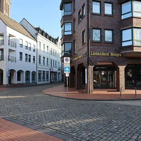 Erdgeschoss Juwel Direkt Hinter Dem Markt I Terrasse & Parkplatz I Ruhig & Privat *