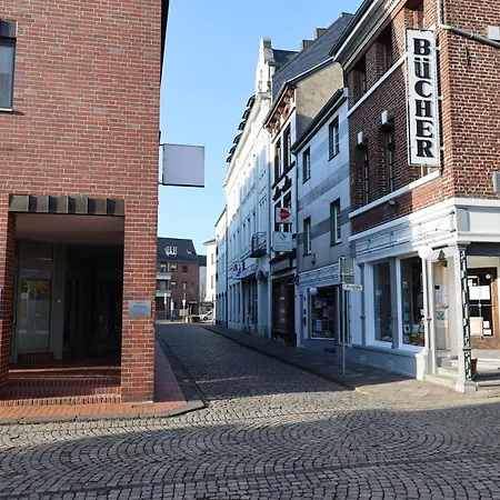 Erdgeschoss Juwel Direkt Hinter Dem Markt I Terrasse & Parkplatz I Ruhig & Privat Casa de Férias Viersen